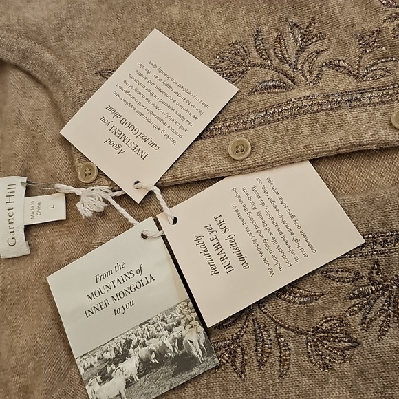 Cashmere Embroidered Sweatse - Picture 5 of 7